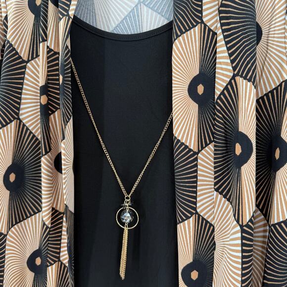 Emily Rose Black & Beige Retro Geometric Layered Blouse with Necklace Size Small - Picture 3 of 9
